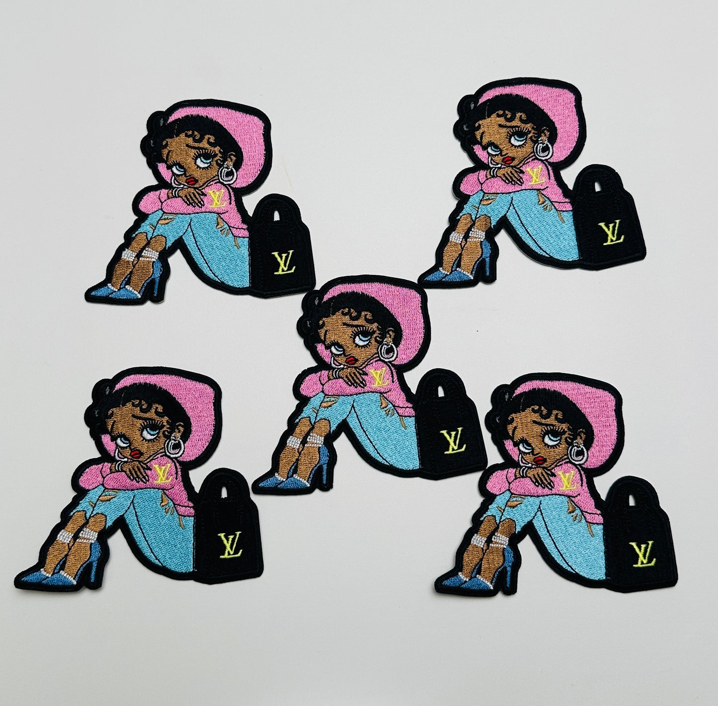L-Betty Girl